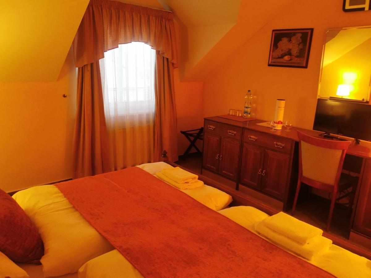 River Star Hotel — Fotky 1